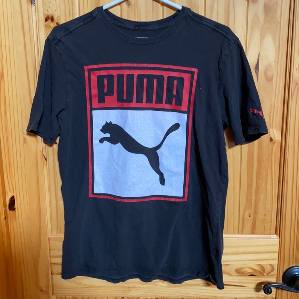 Short sleeve puma shirt